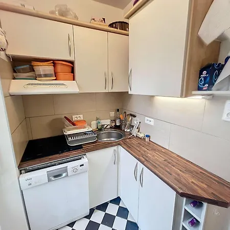 Hébergement de vacances Maison à 100m De La Plage, Jardin Privé, Wifi Gratuit, Proche Commerces Et Activités Balnéaires - Fr-1-361-113 *